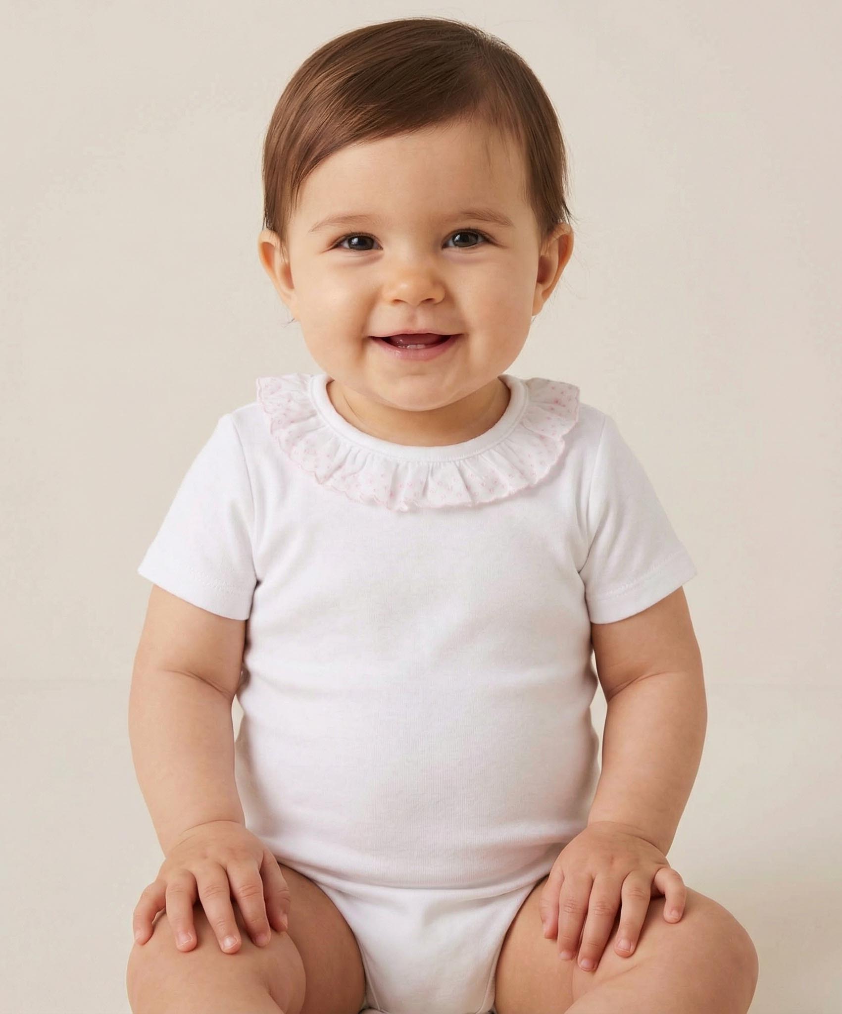 baby body in pink detail