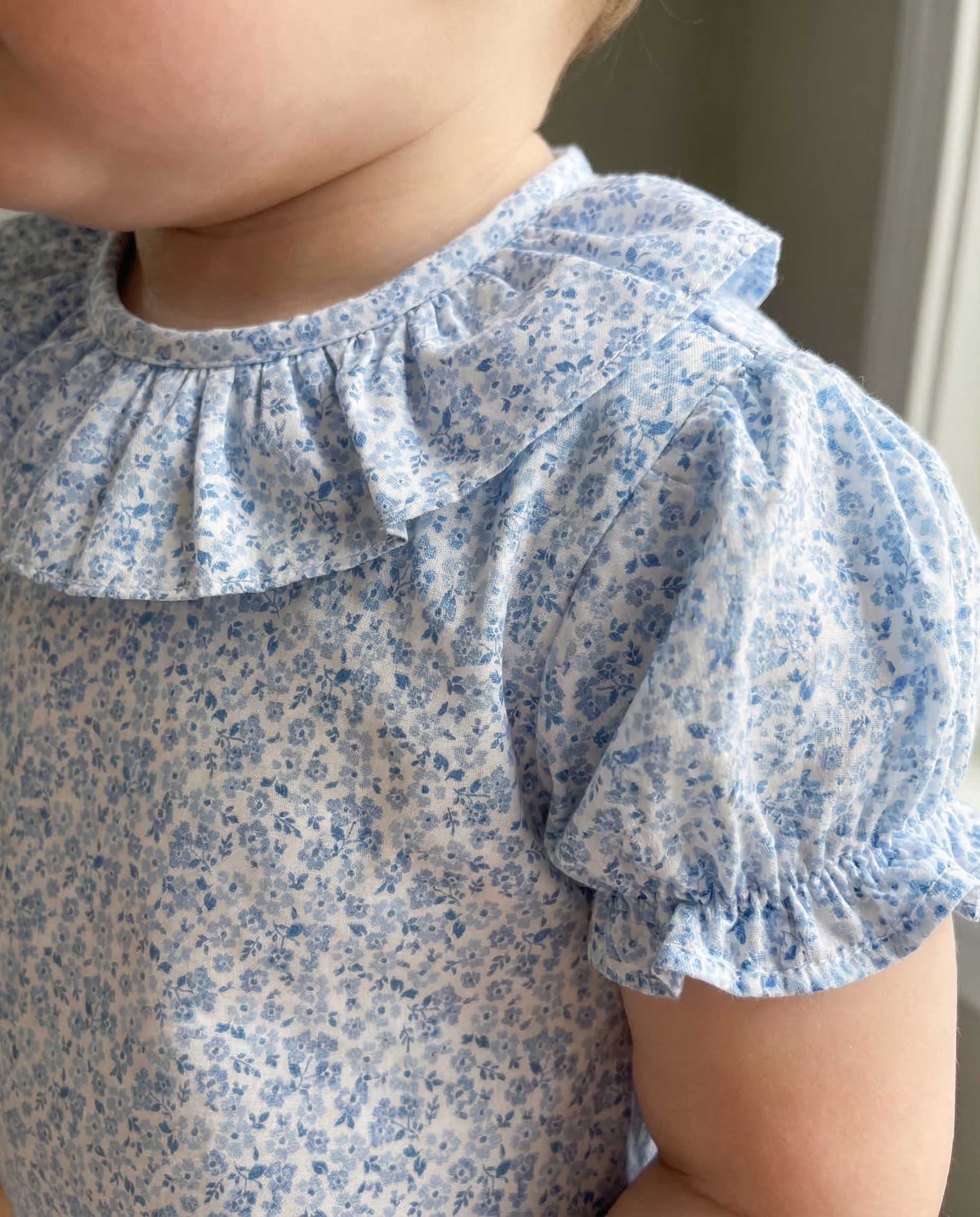 blue clover body blouse