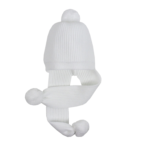 Knit cap in white