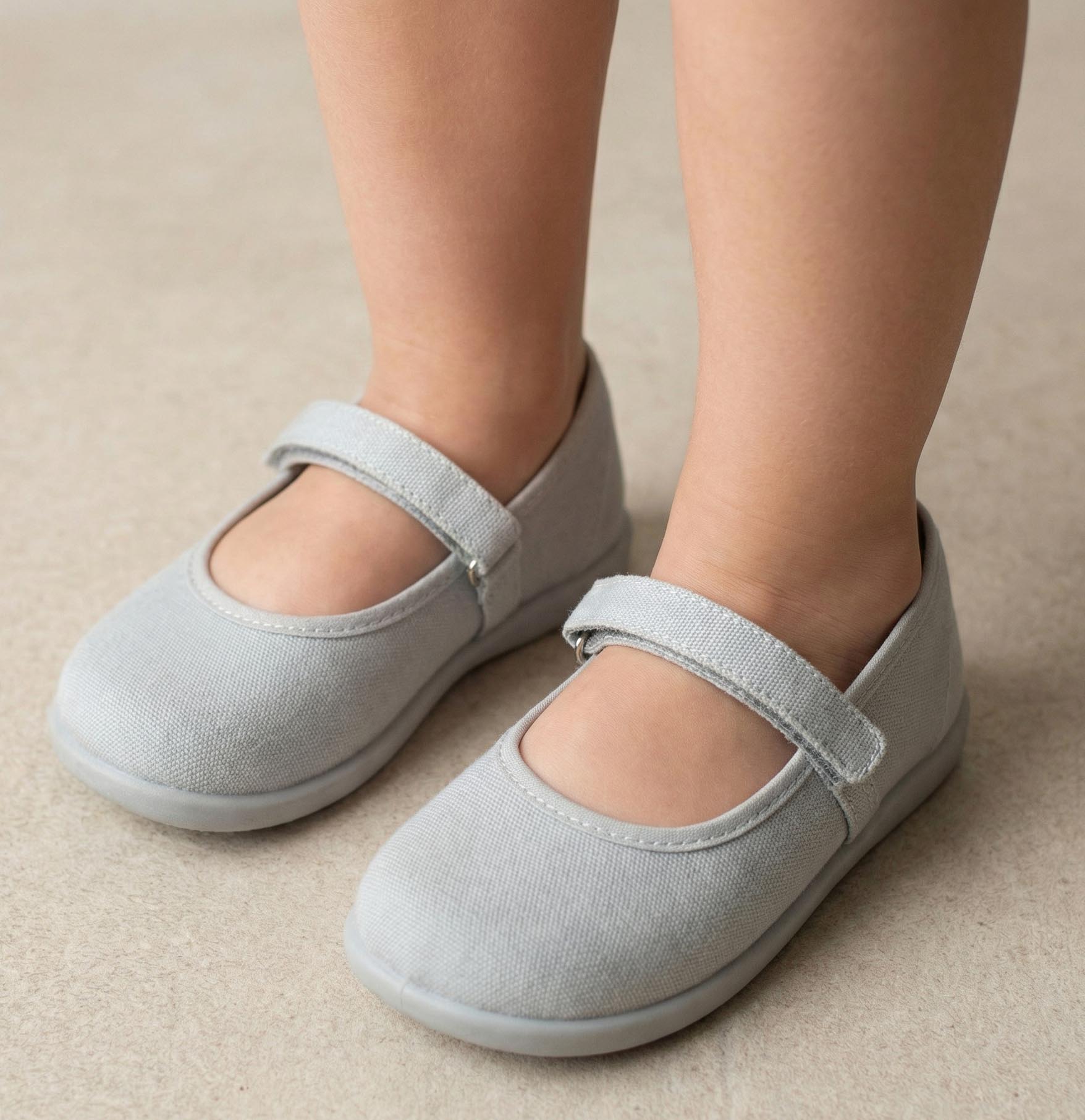 grey canvas shoes girl