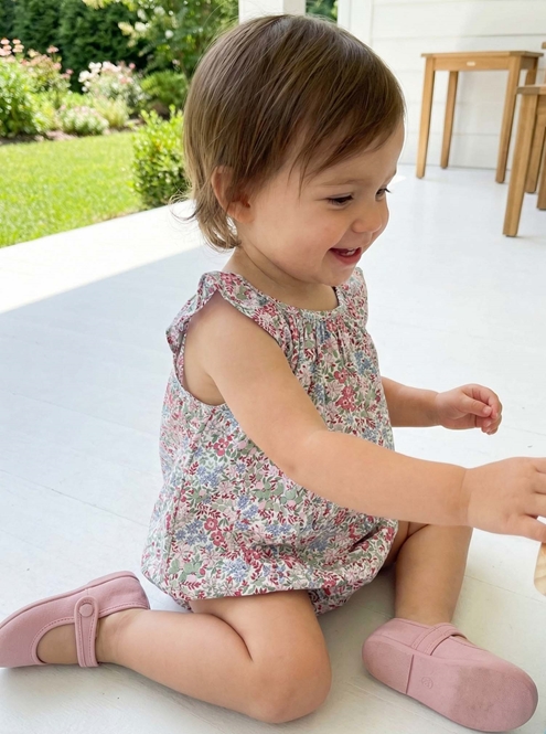 Pelele bebé belma verde rosa