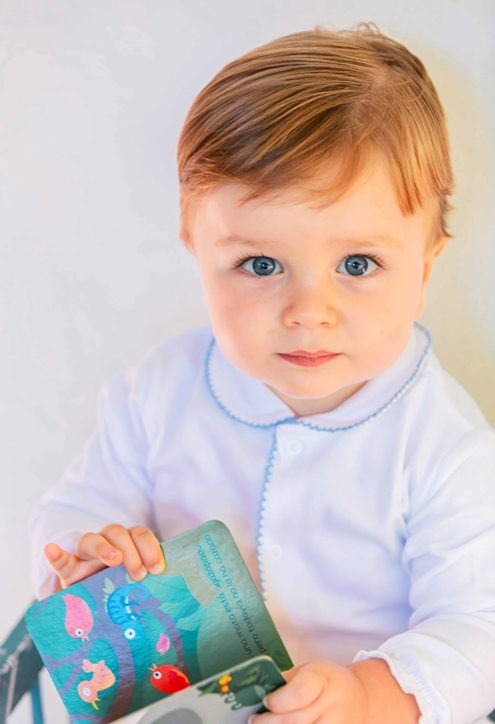 qhite m&h sleep suit blue stitch