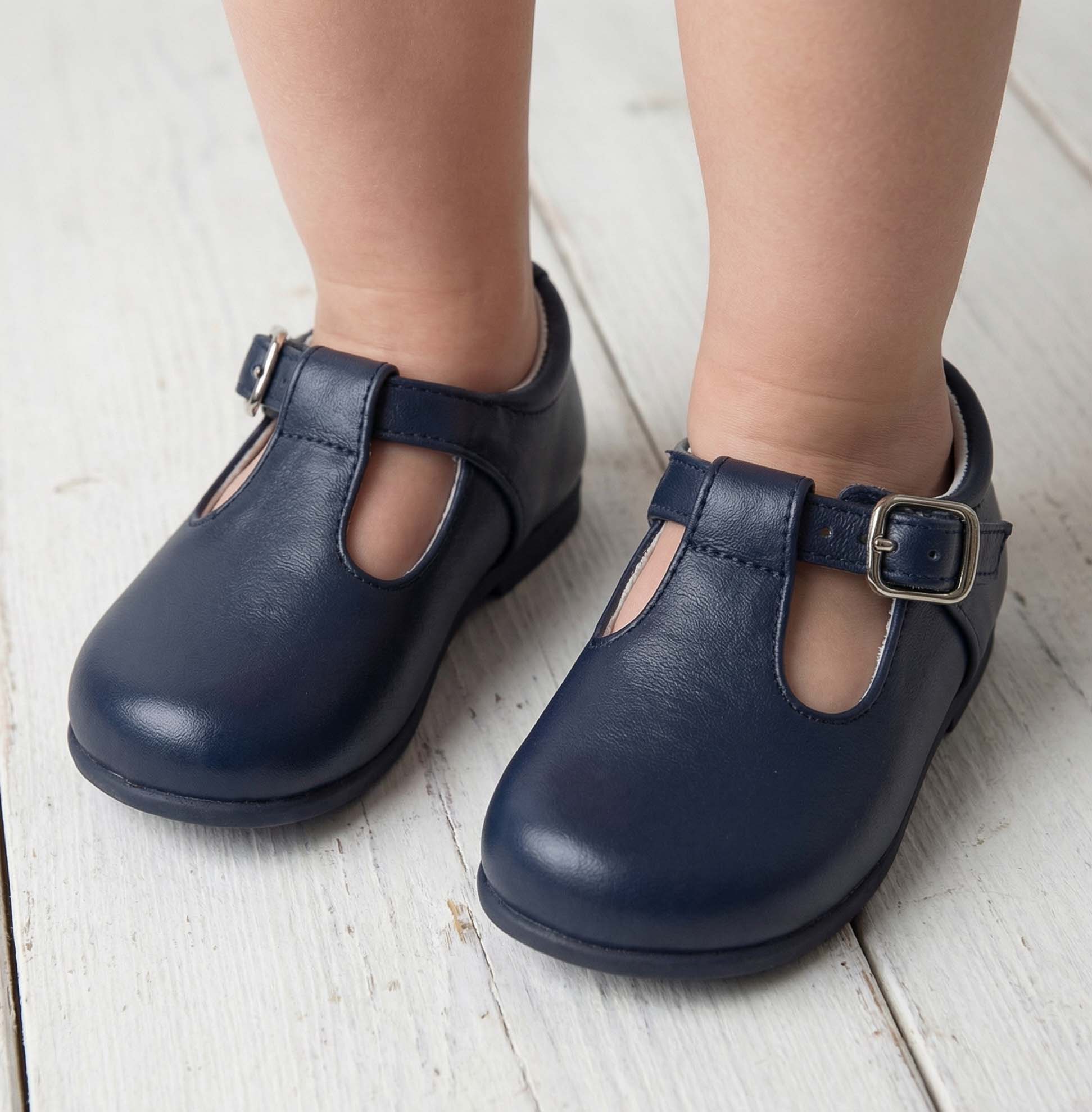 navy blue shoes leather