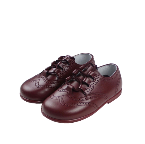 Lace up brogue shoes burgundy